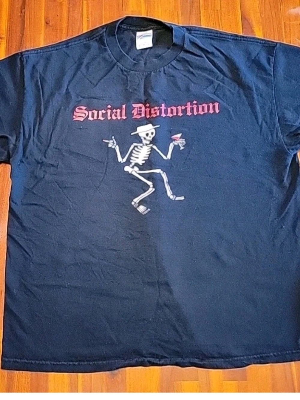 Social Distortion Band Tshirt XL Tennessee River Tag Nice Pre-owned Condition